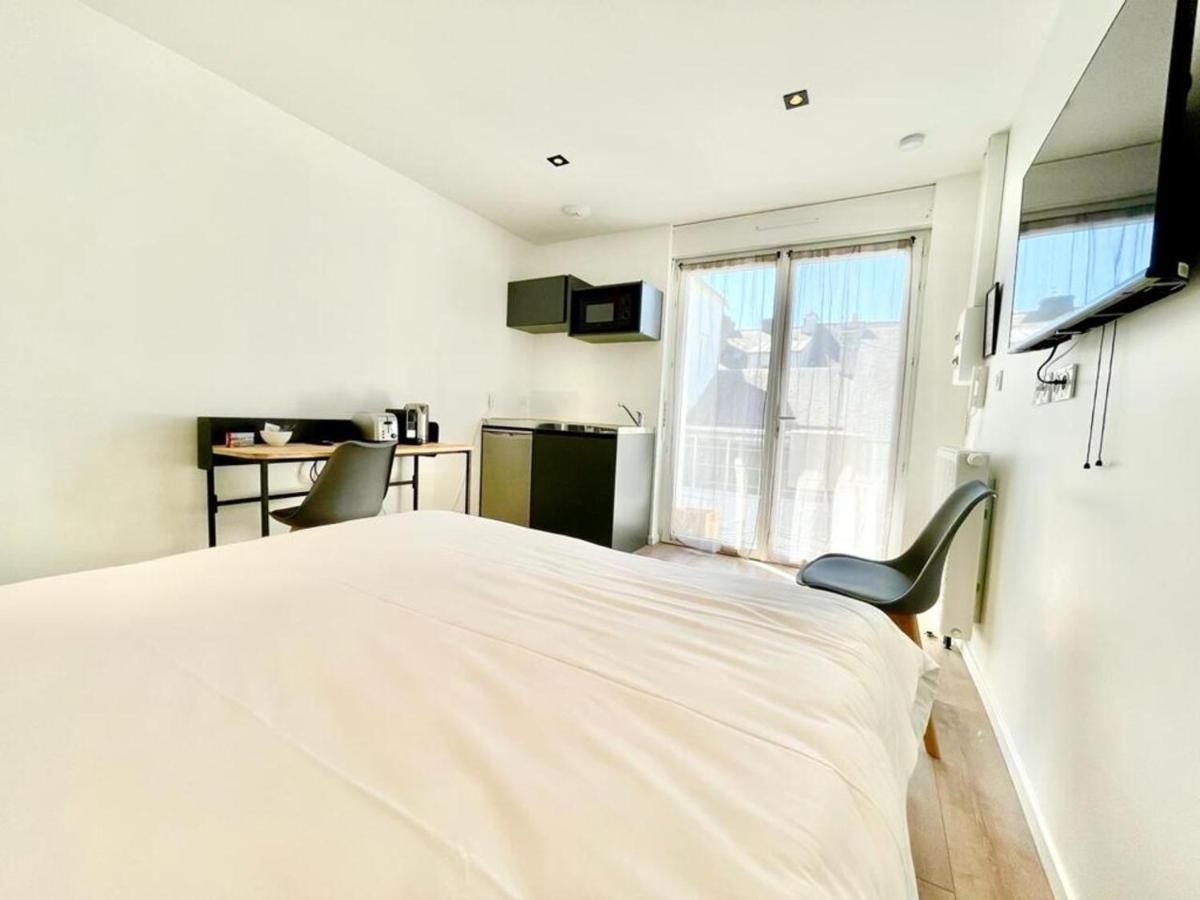 Residence Duguay - Centre Ville - Porte B - Appartements Tout Confort - Neuf - Nouveau Lorient Esterno foto
